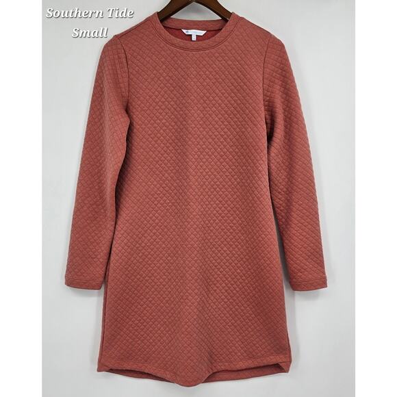 Southern Tide Dresses & Skirts - Southern Tide Milani Quilted Knit Dress Small‎ Rust Brick Long Sleeve Shift